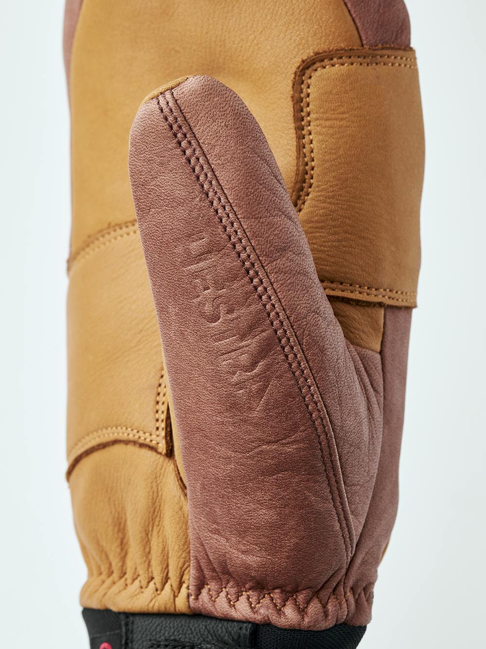 Freeride CZone Mitt in the color Cork & brown (4 of 7)