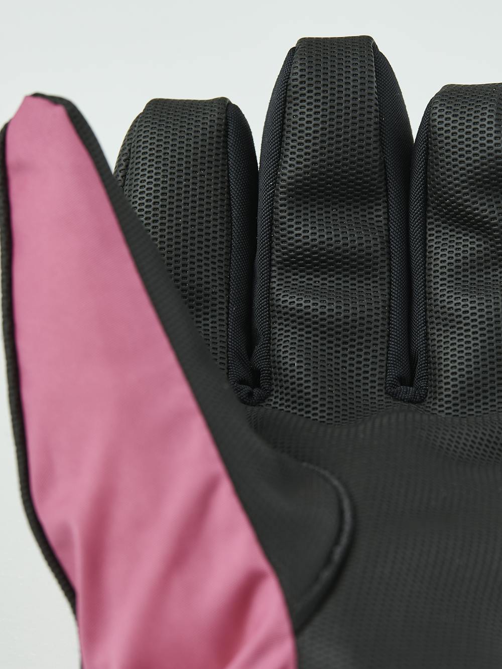 Gore-Tex Gauntlet Jr. 5-finger in the color Fuchsia (5 of 5)