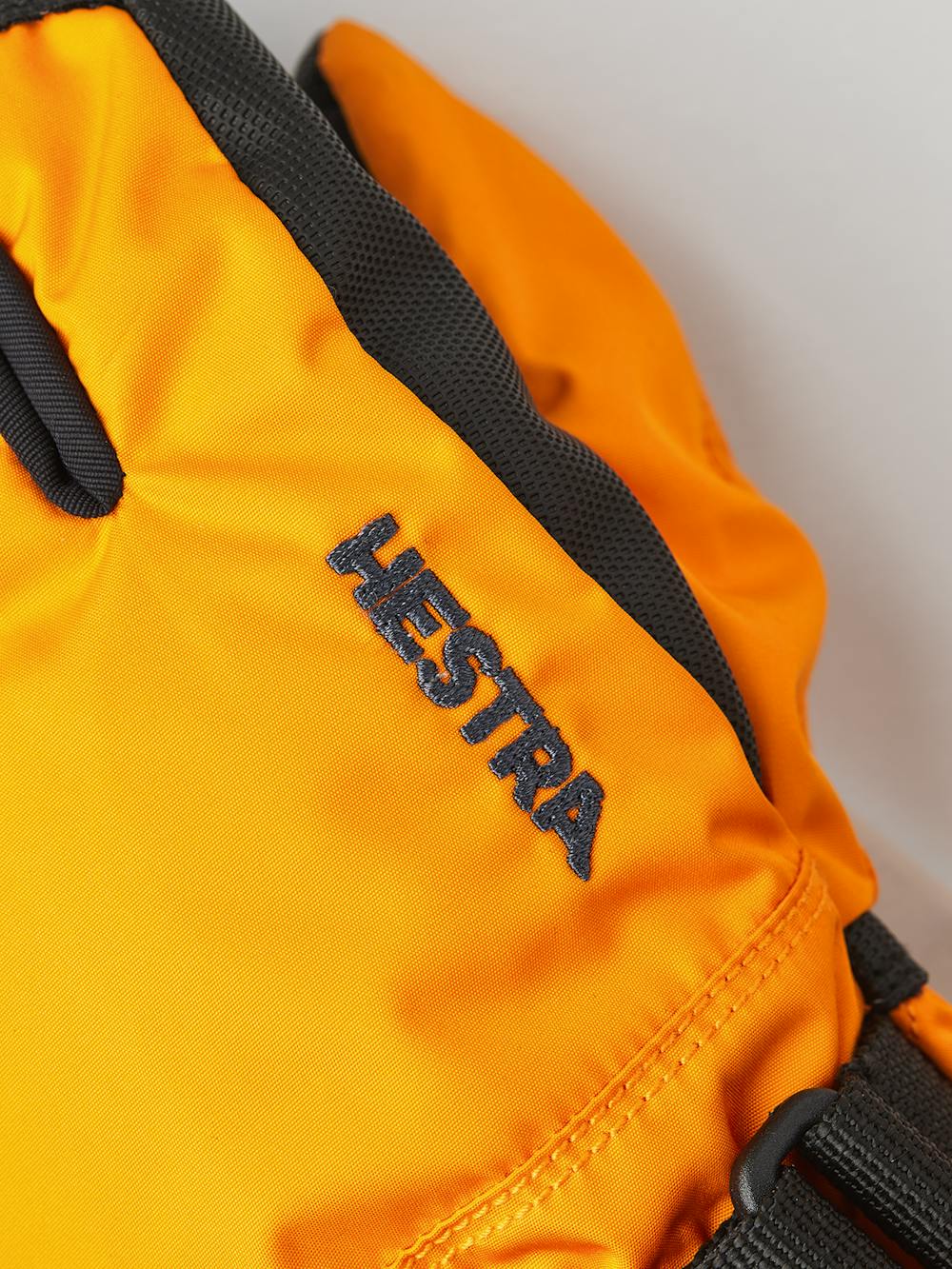 Gauntlet CZone Jr. 5-finger in the color Orange & graphite (3 of 6)