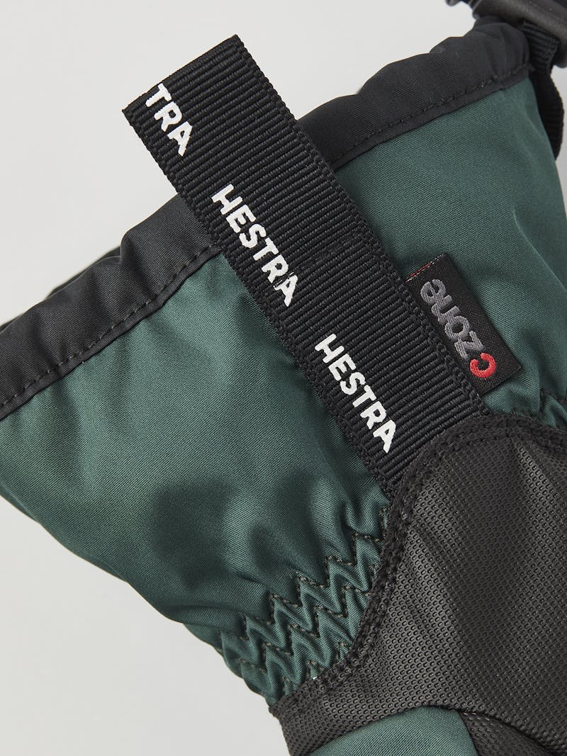 Gauntlet CZone Jr. Mitt in the color Bottle green & black (2 of 6)