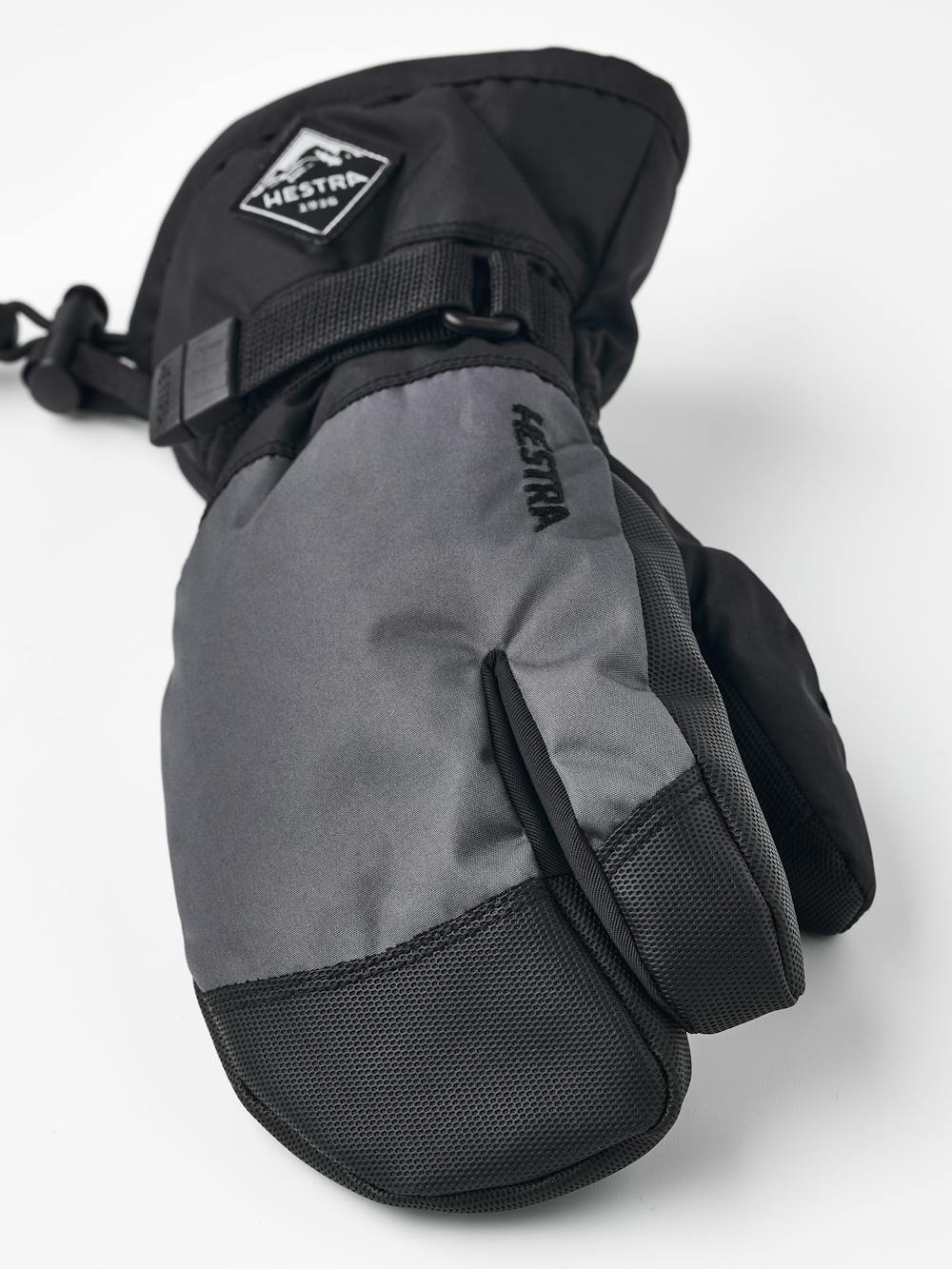 Gauntlet CZone Jr. 3-finger i färgen Grafit & svart (2 av 6)