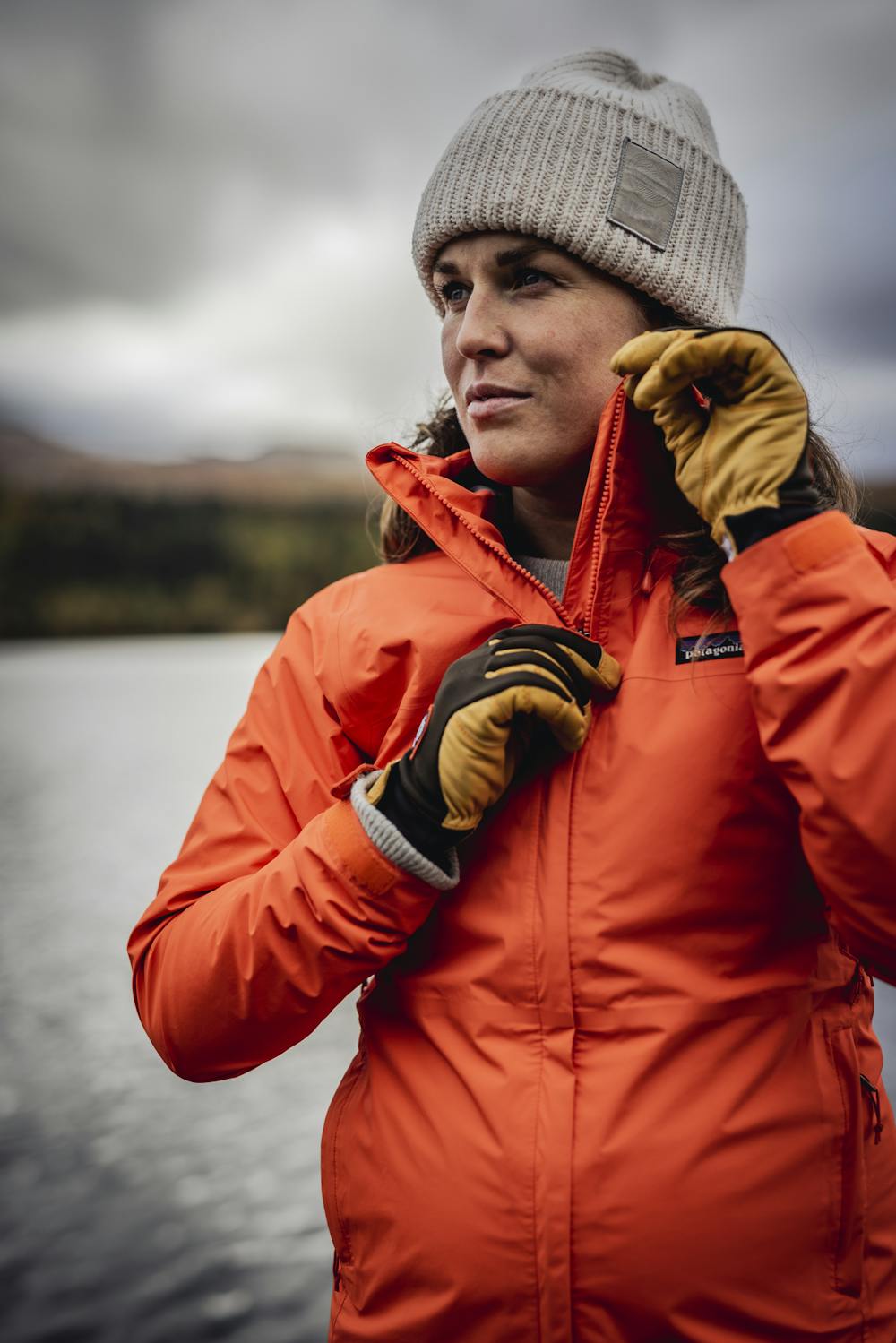 Dark green outdoor glove with light brown goat leather palm (8 of 9)