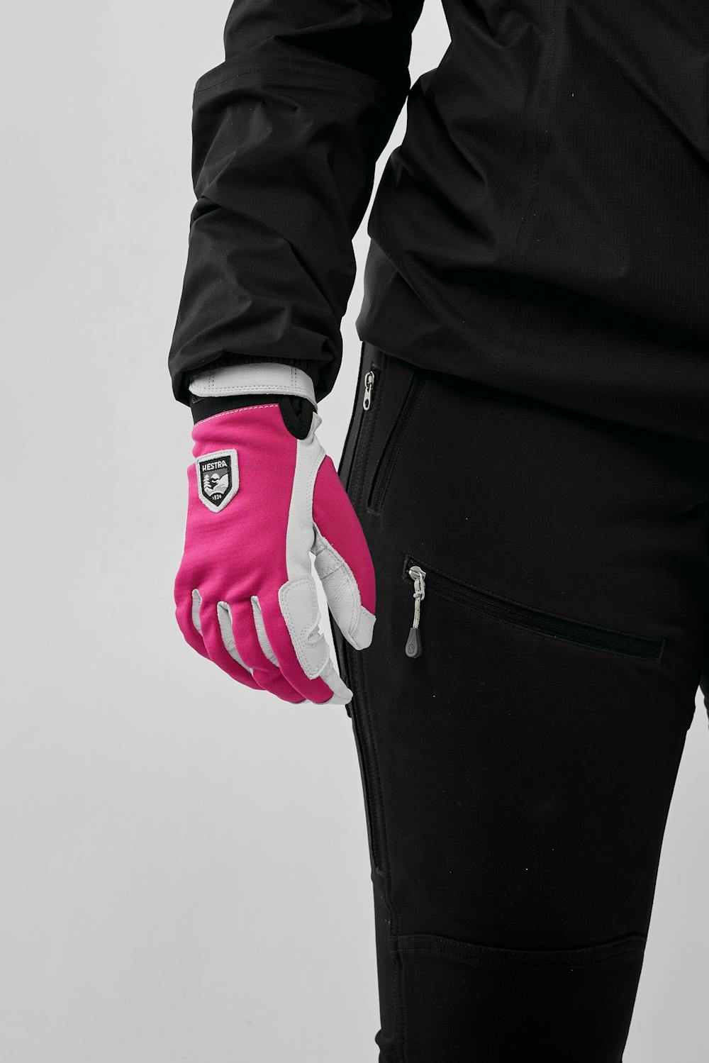 Pink outdoor glove with white goat leather palm (7 of 8)