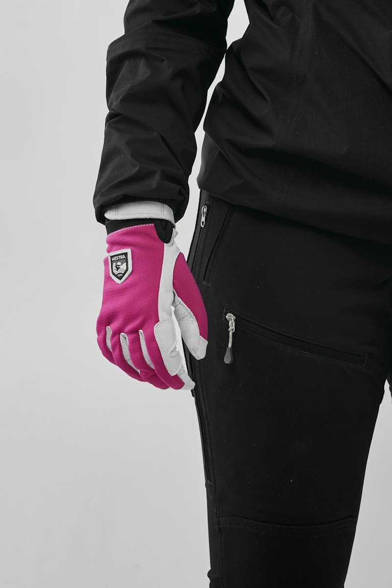 Pink outdoor glove with white goat leather palm  (7 of 9)