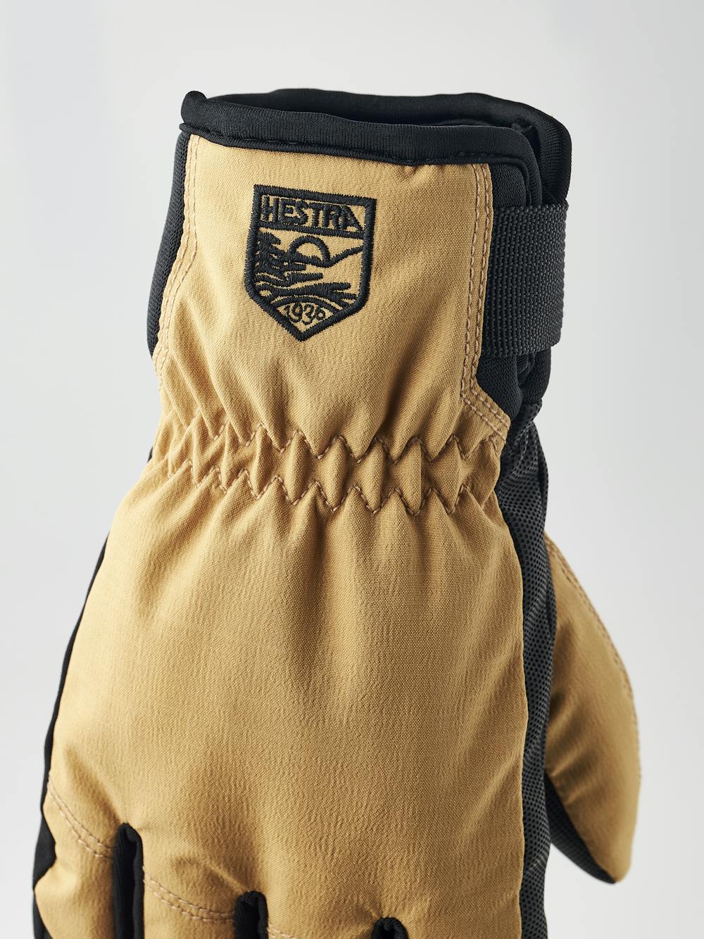 Ferox Primaloft 5-finger i färgen Sand (5 av 5)