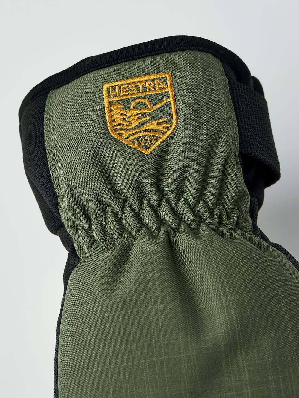 Green fabric mitten with black palm (3 of 6)