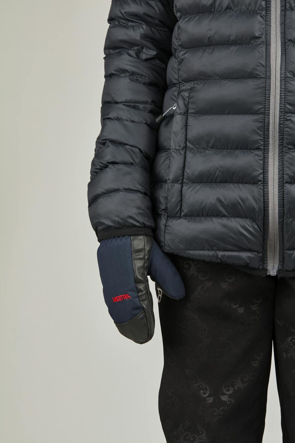 Dark blue fabric mitten with black palm (6 of 7)