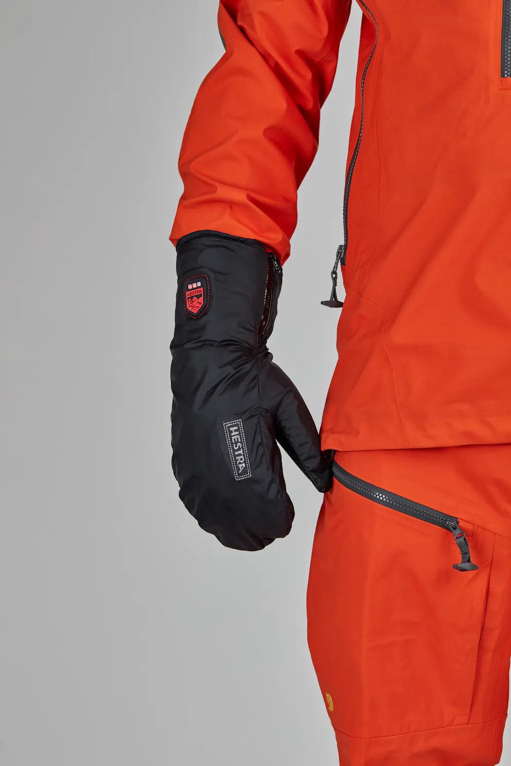 Black battery-heated inner mitten  (7 of 7)