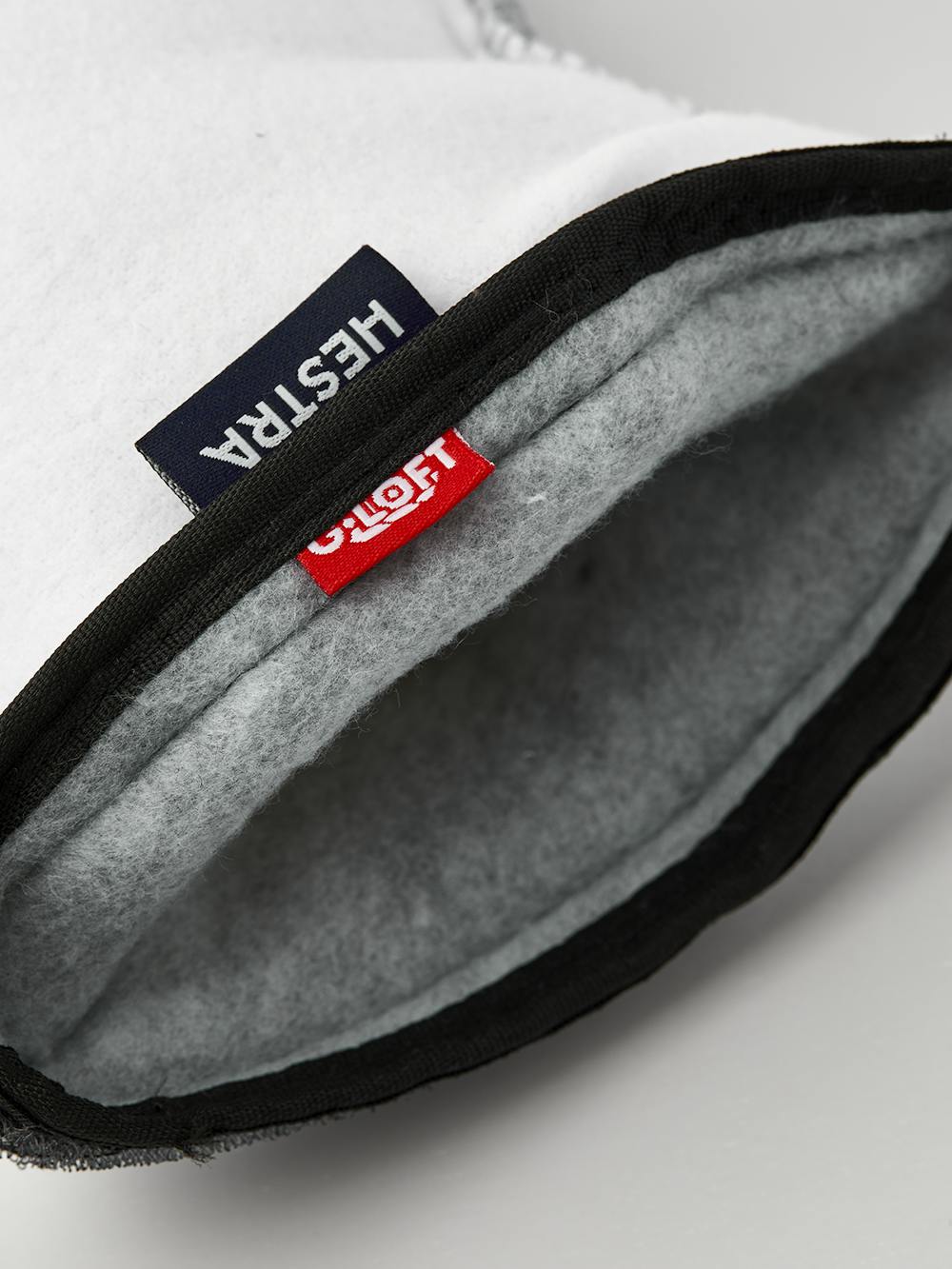 White machine-sewn three-finger liner (2 of 4)