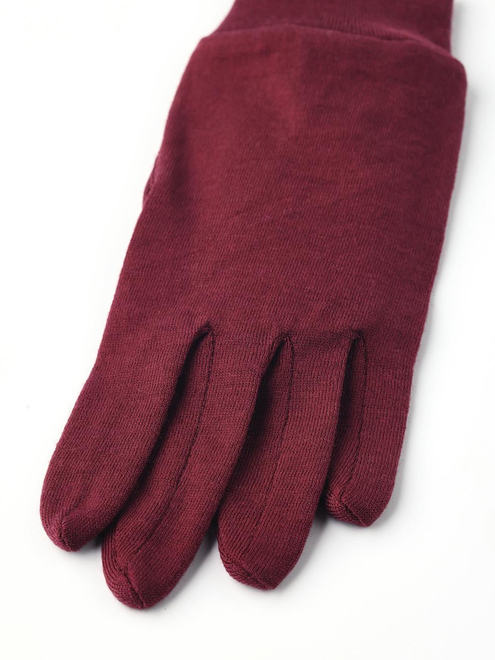 Merino Wool Liner Active - 5 finger in the color Bordeaux (6 of 6)