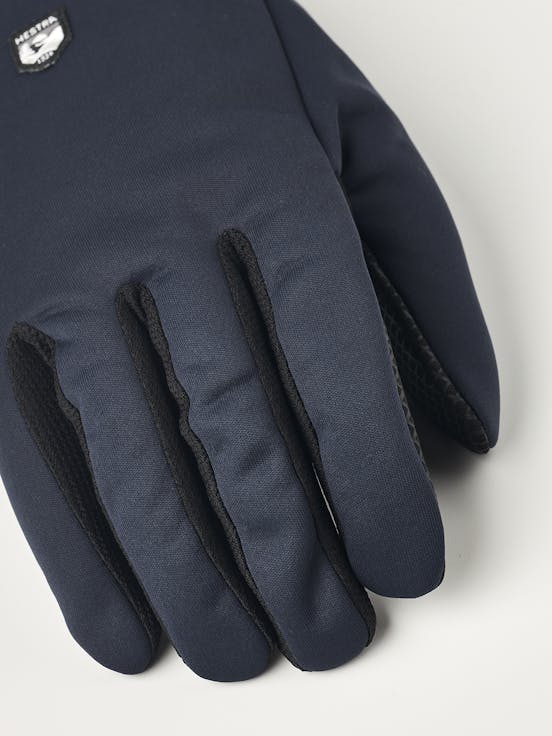 Alternative image for Windshield Liner 5-finger
