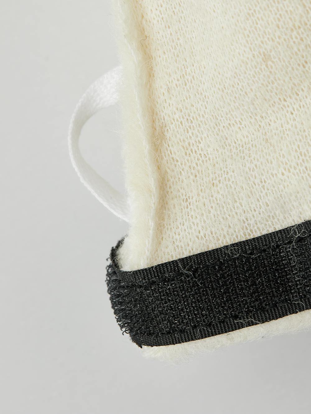 White machine-sewn liner glove (2 of 3)