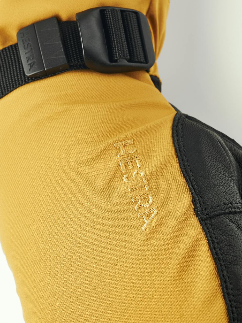 Army Leather Extreme Mitt i färgen Mustard / black (4 av 10)