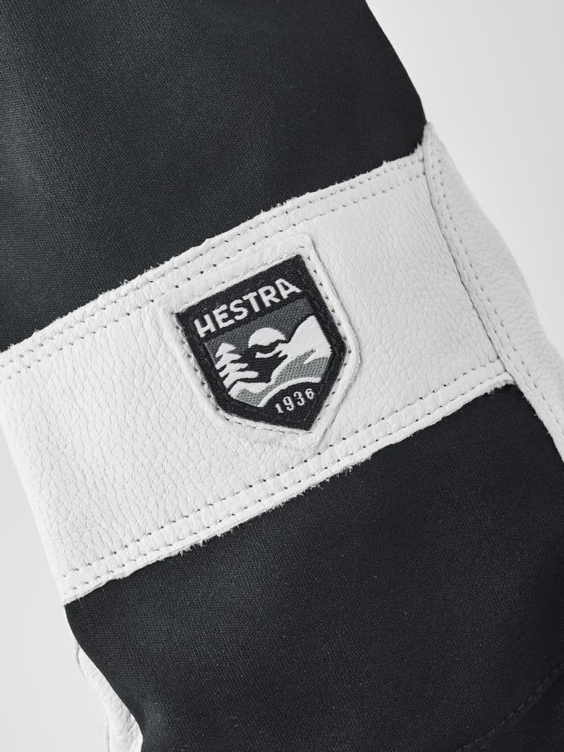 Black and white mitten with white goat leather palm  (3 of 6)