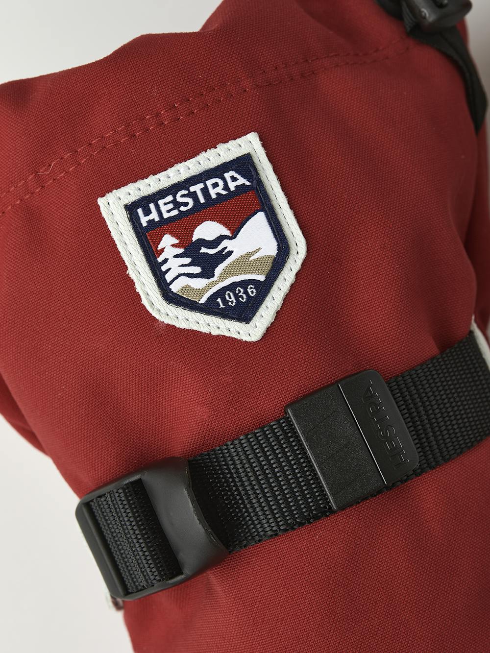 Red mitten with white goat leather palm and wrist strap (4 of 7)