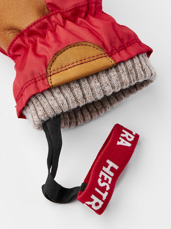 Alternative image for My First Hestra Mitt