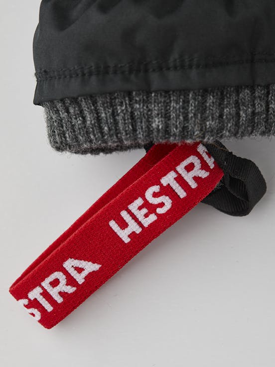 Alternative image for My First Hestra Mitt
