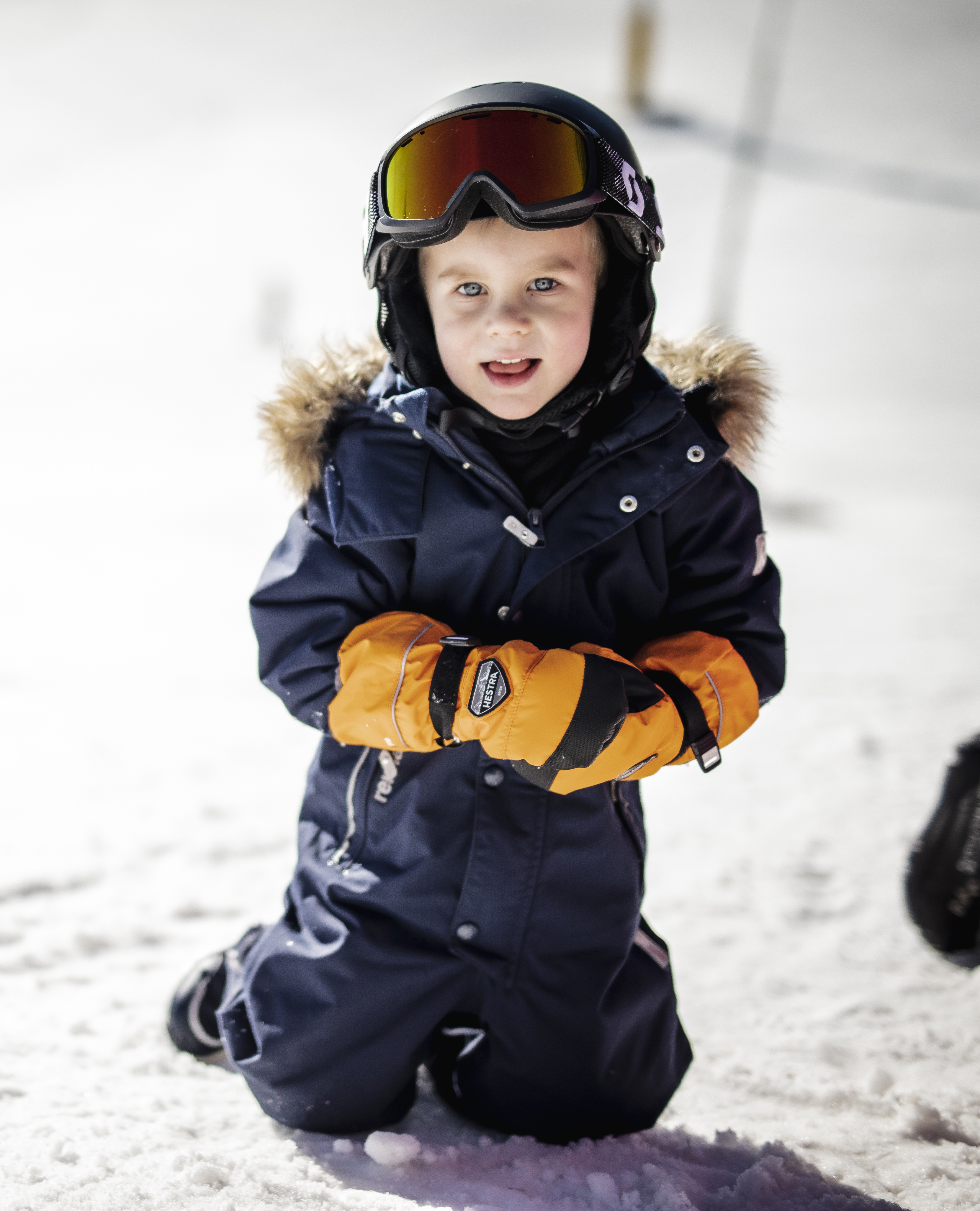 Hestra Heli Ski Jr Girls Kids Gloves 