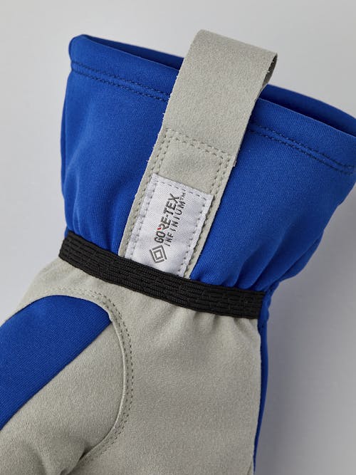 Image displaying Windstopper Race Tracker Mitt (2 of 6)