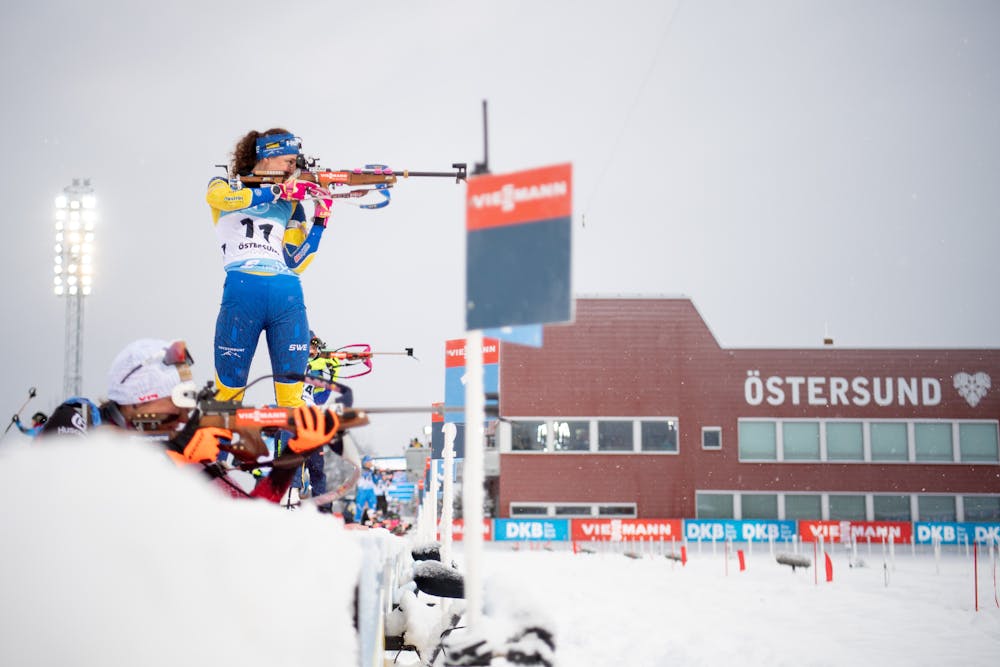 Pink fabric cross-country ski glove with gray synthetic suede palm (6 of 6)