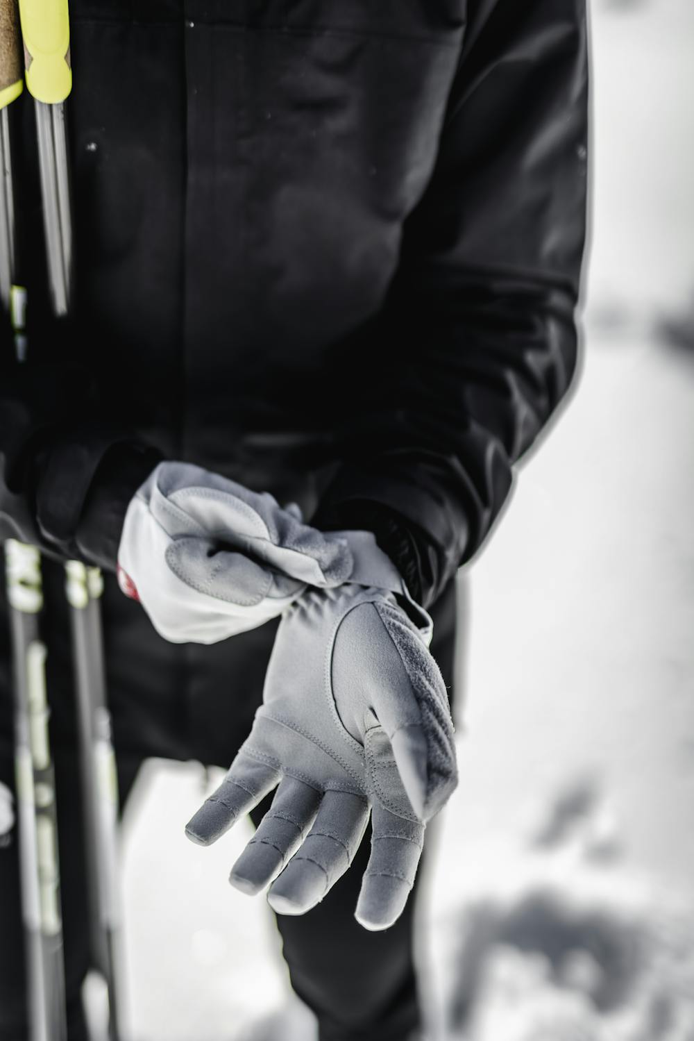 White fabric cross-country ski glove with gray synthetic suede palm (4 of 8)