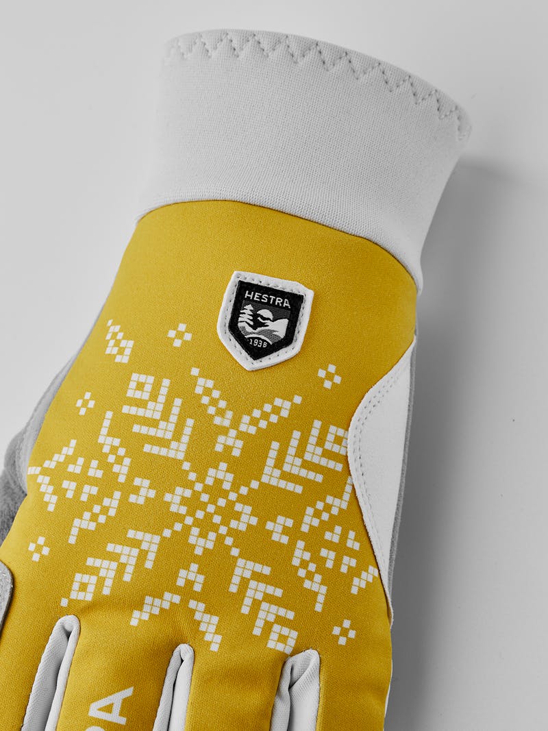 Women´s XC Primaloft 5-finger in the color Yellow print (4 of 4)