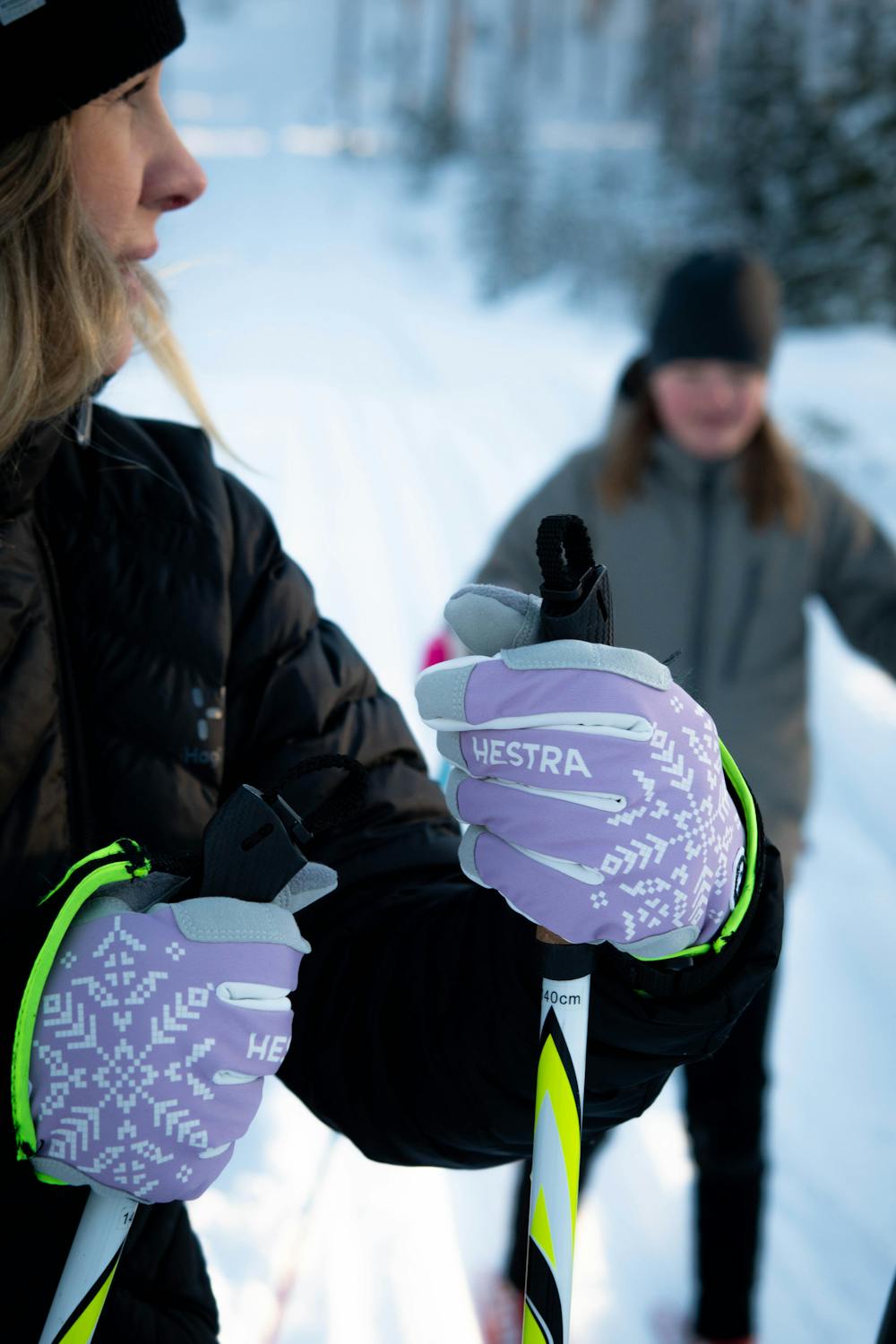 Light purple print fabric cross-country ski glove with white palm (6 of 7)