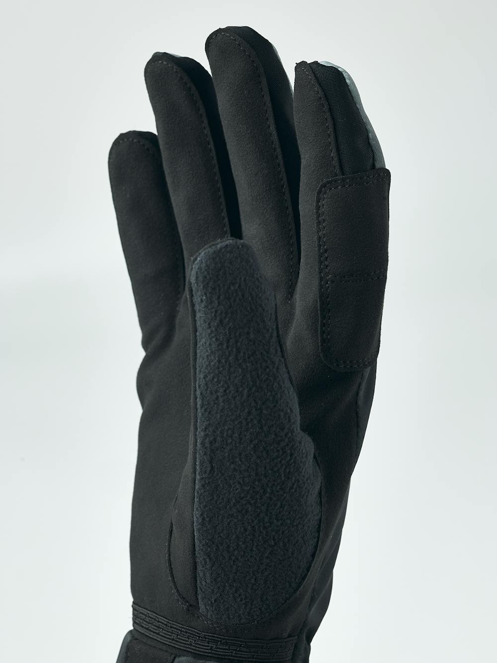 Black cross-country ski glove with black synthetic suede palm (2 of 4)