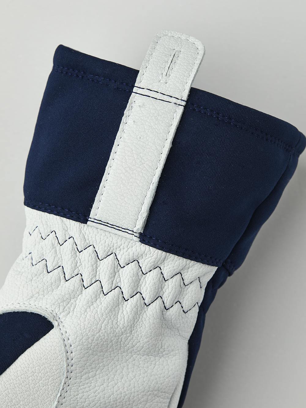 Dark blue mitten with light gray goat leather palm (3 of 4)