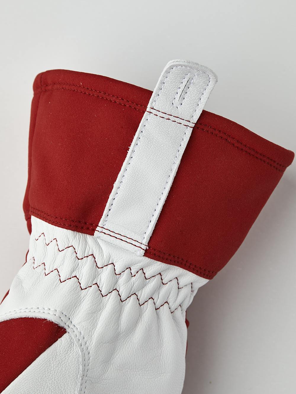 Red mitten with light gray goat leather palm (3 of 4)