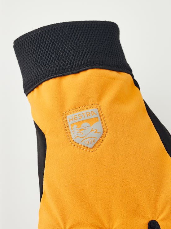 Alternative image for Windbreaker Tracker - 5 finger