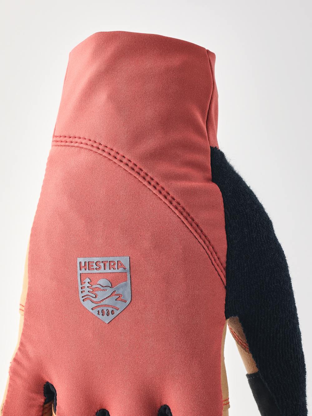 Ergo Grip Race Cut - 5 finger in the color Rust/Tan (4 of 5)