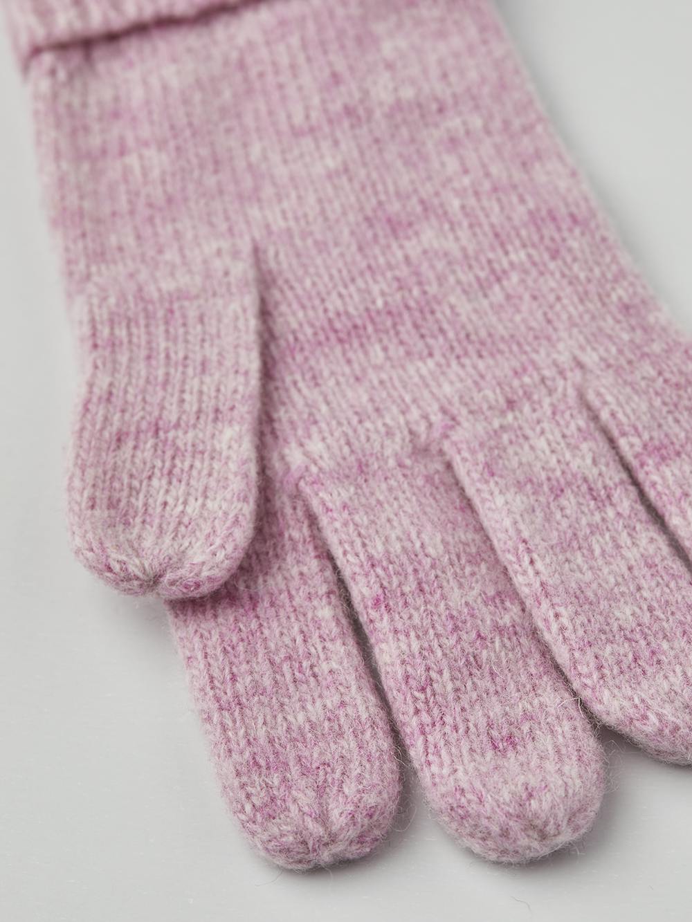 Pink knitted glove in wool and cashmere mix (3 of 3)