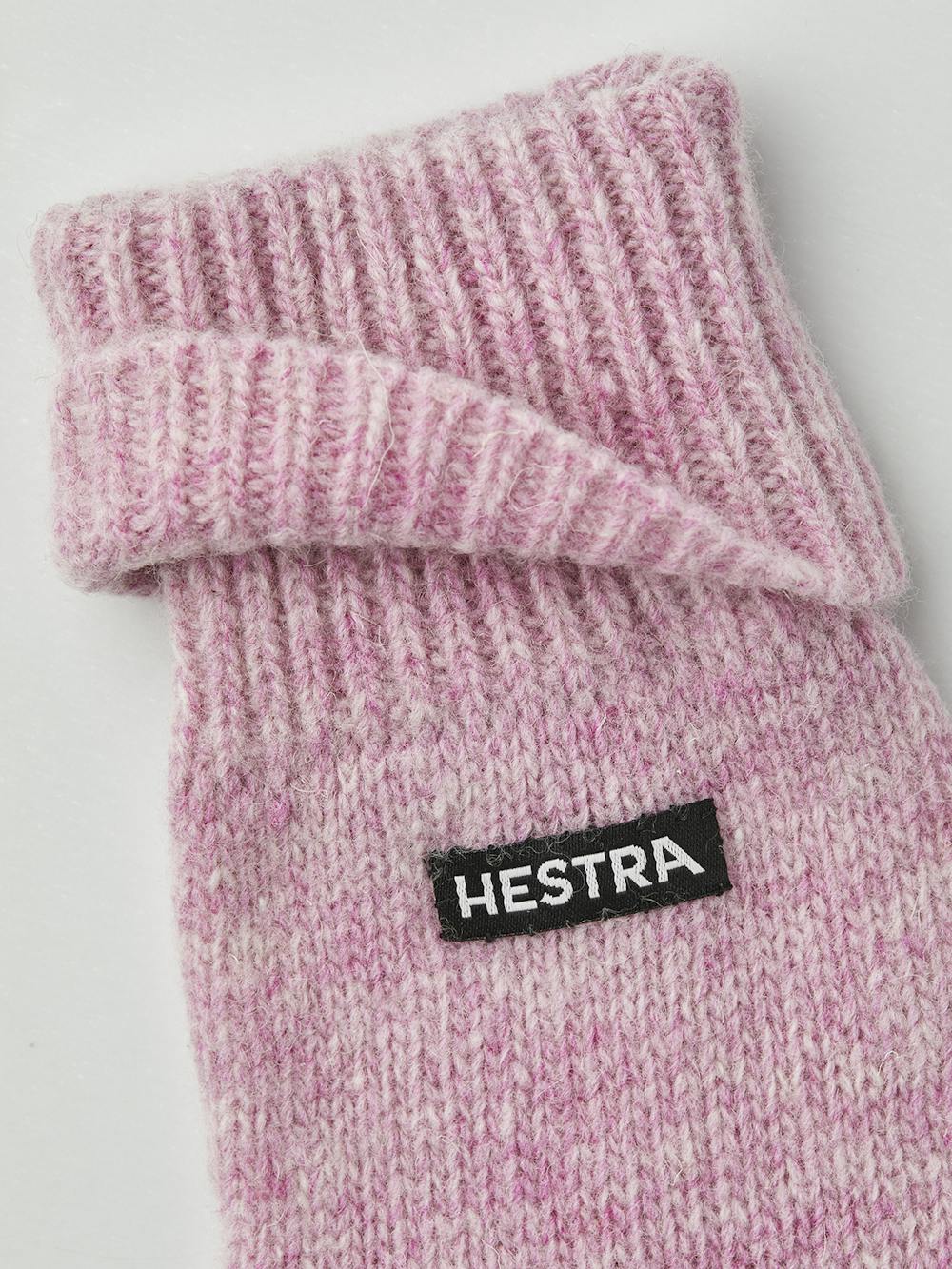 Pink knitted glove in wool and cashmere mix (2 of 3)