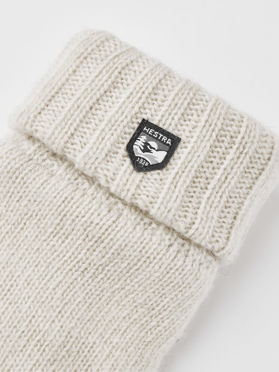 Alternative image for Bonnie Knit Mitt