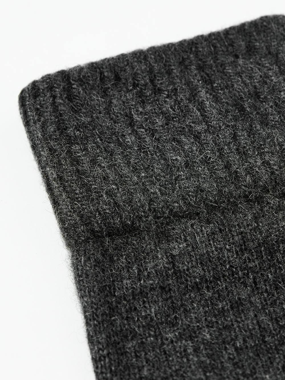 Dark gray knitted cashmere glove (2 of 3)