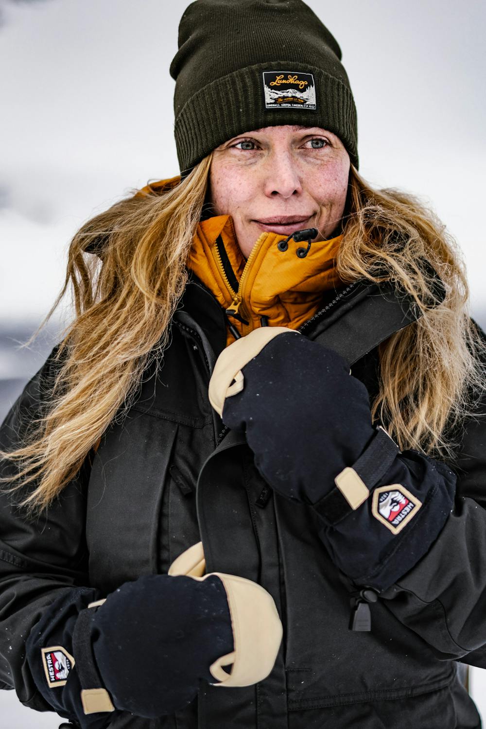 Dark blue fabric mitten with light yellow cow hide palm  (2 of 8)