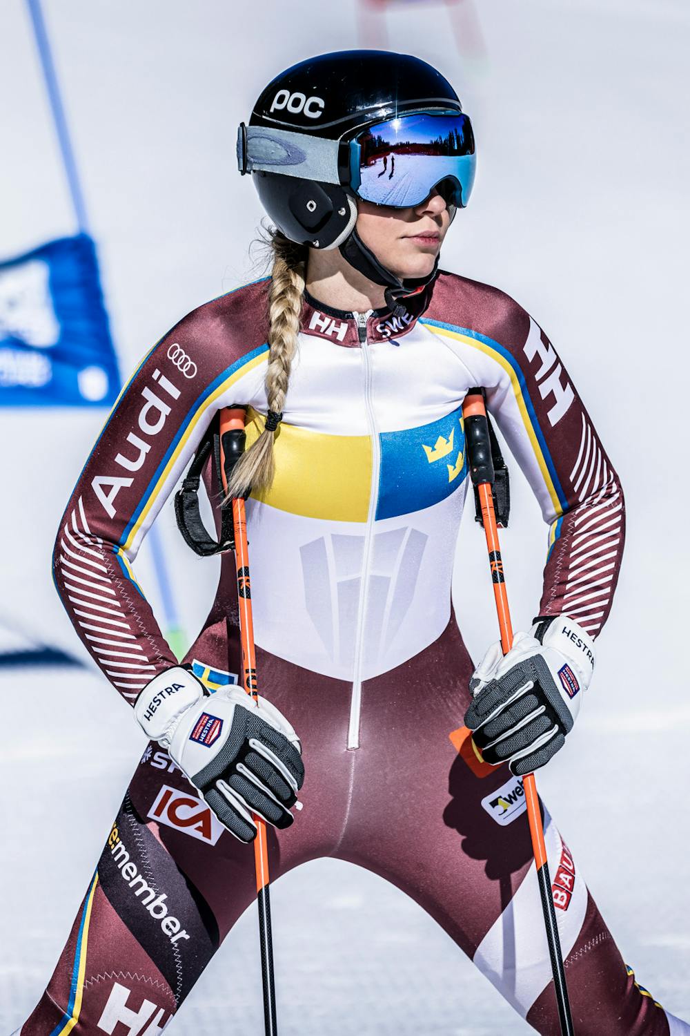 Weißer Skihandschuh aus Ziegenleder mit grauen Protektoren auf der Oberseite
(5 oder 5)