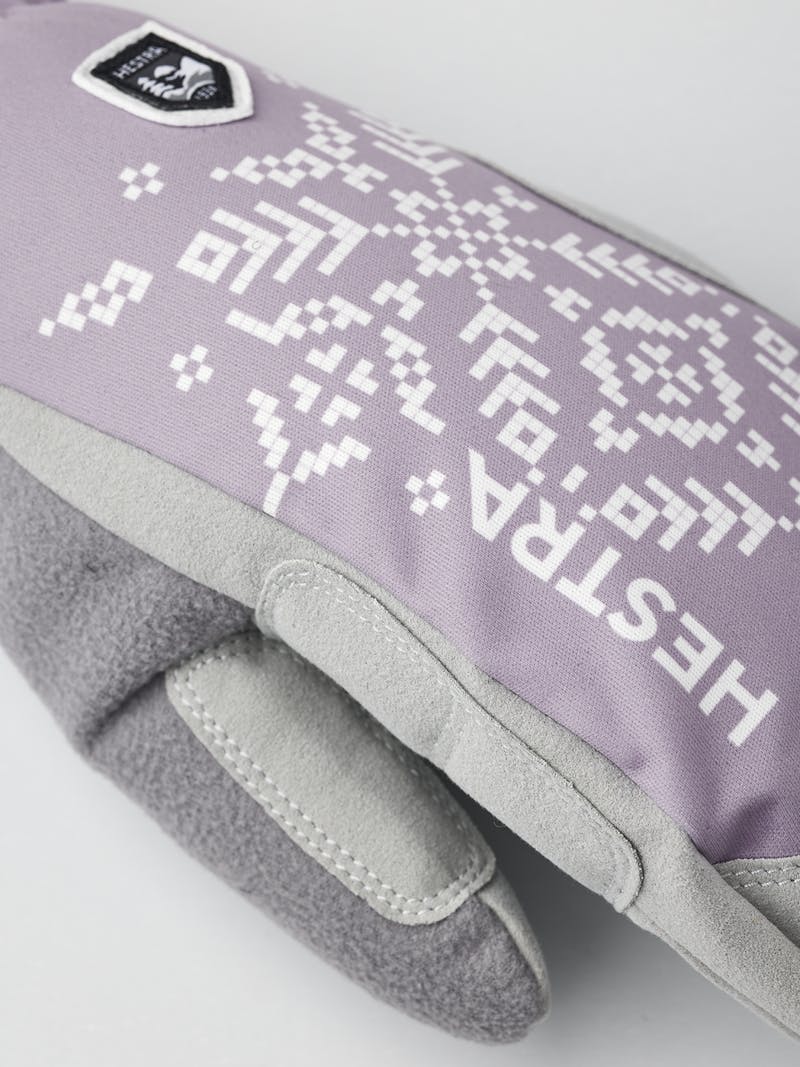 Light purple print fabric mitten with white palm (5 of 5)