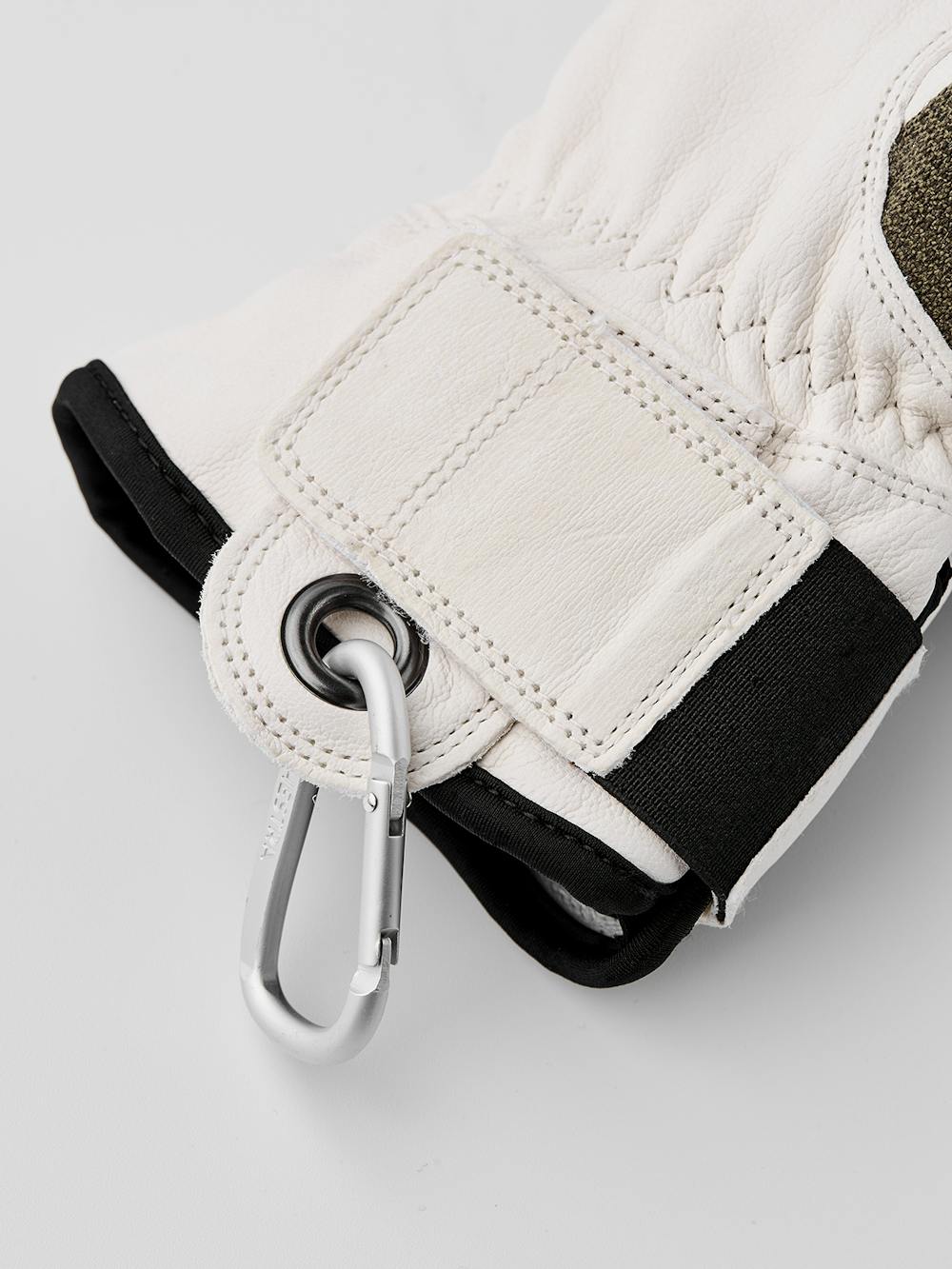 Tarfala in the color Olive (4 of 7)