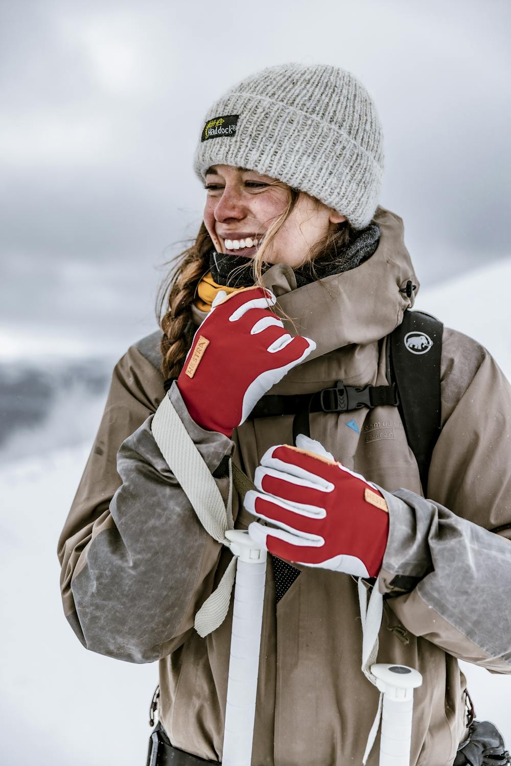 Red glove with white goat leather palm
(9 of 9)