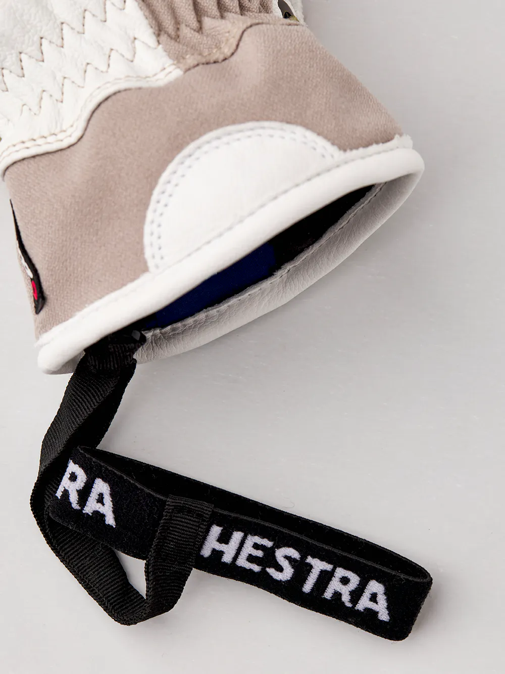 Voss CZone Mitt (5 of 7)