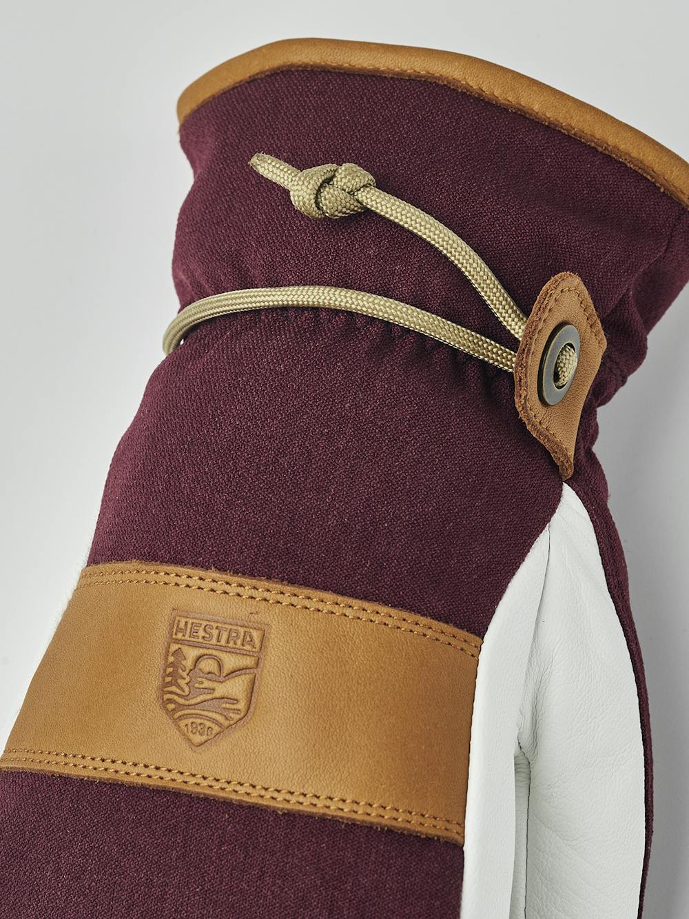 Bordeauxroter Fausthandschuh mit weißem Ziegenleder an der Innenhand und Handgelenkschlaufe (5 oder 10)