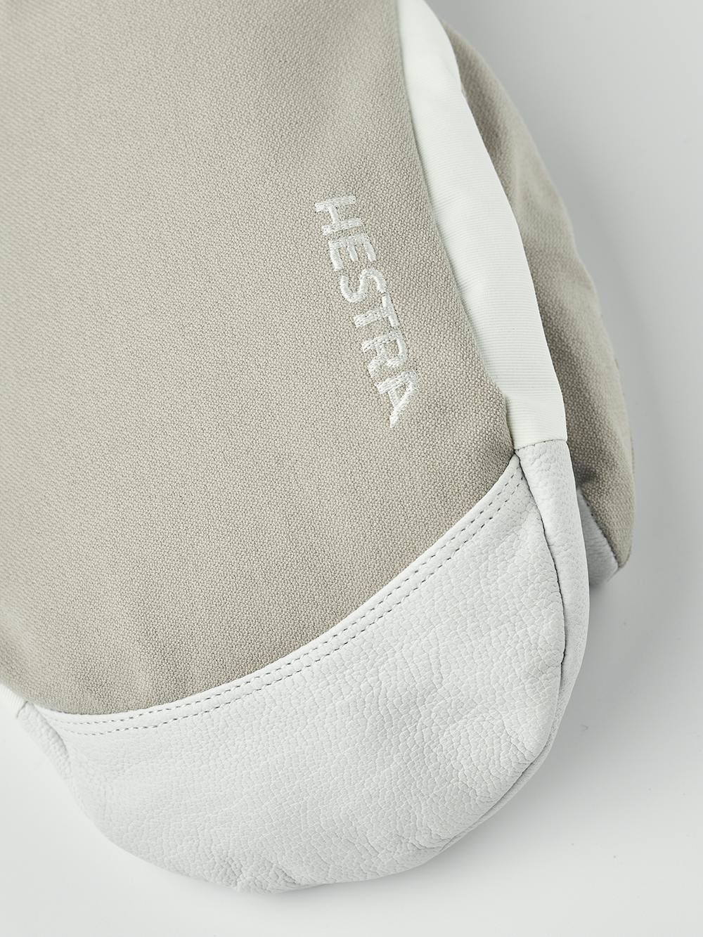 Beiger Fausthandschuh mit weißem Ziegenleder an der Innenhand und verstellbarem Handgelenkverschluss (2 oder 5)