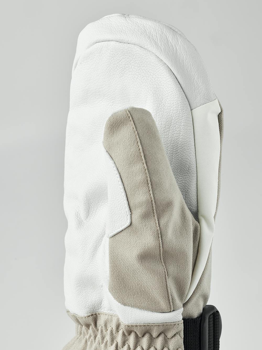 Beiger Fausthandschuh mit weißem Ziegenleder an der Innenhand und verstellbarem Handgelenkverschluss (3 oder 5)