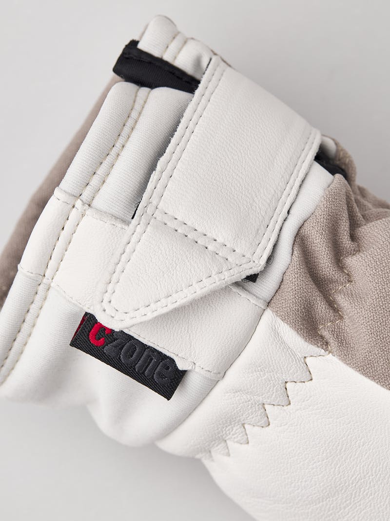 CZone Primaloft Inverno 5-finger in the color Beige (2 of 3)