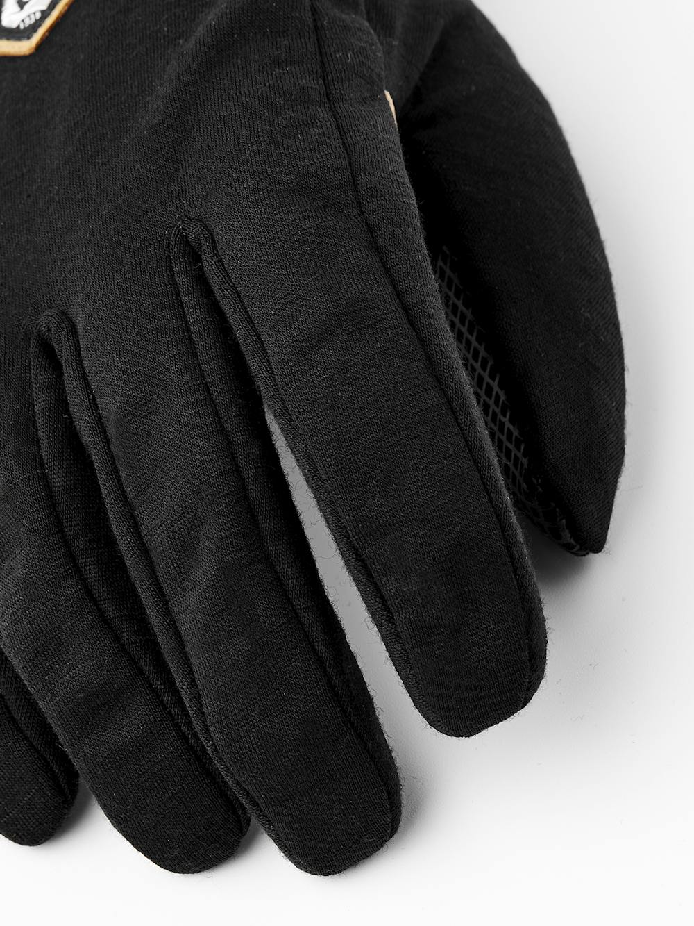 Black windproof merino wool inner glove with touch function (5 of 11)