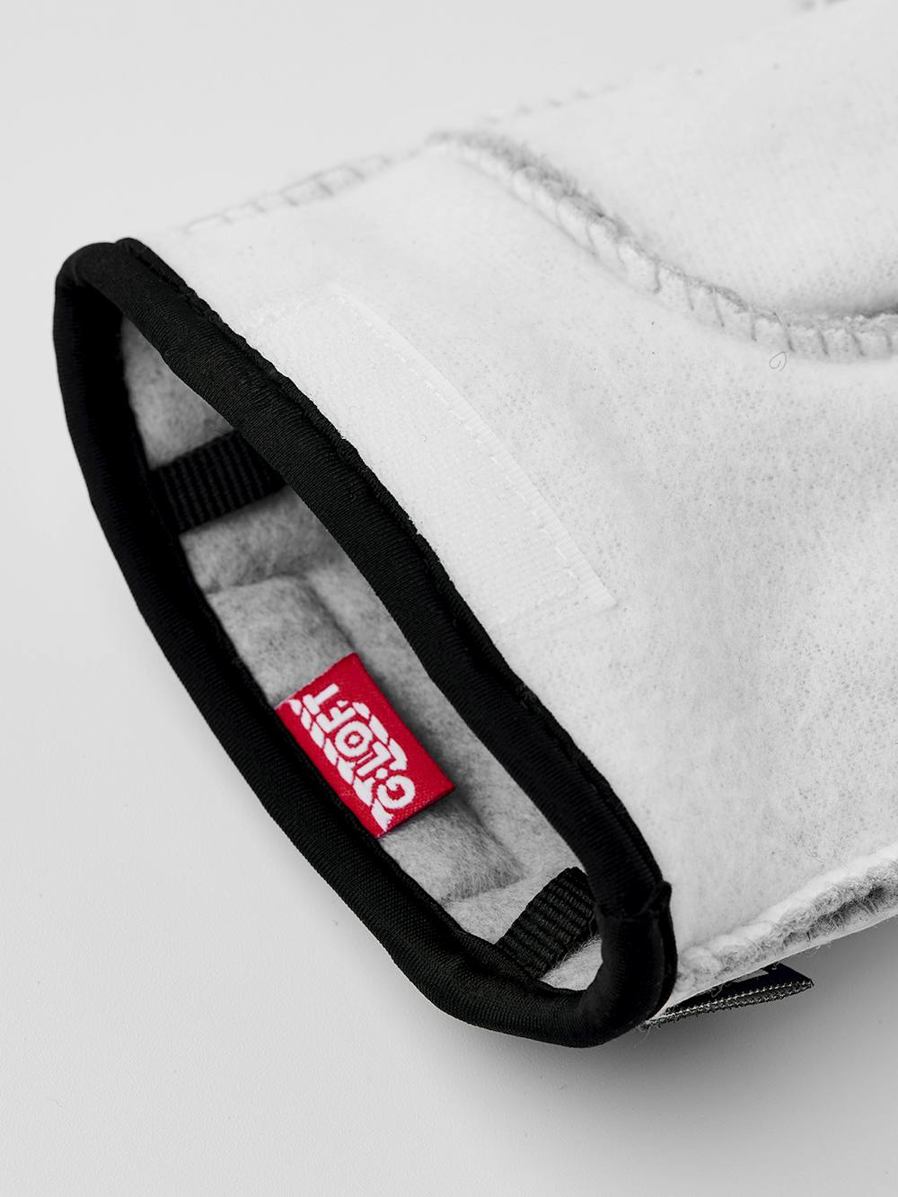 Vitt maskinsytt handskfoder 
 (2 av 3)