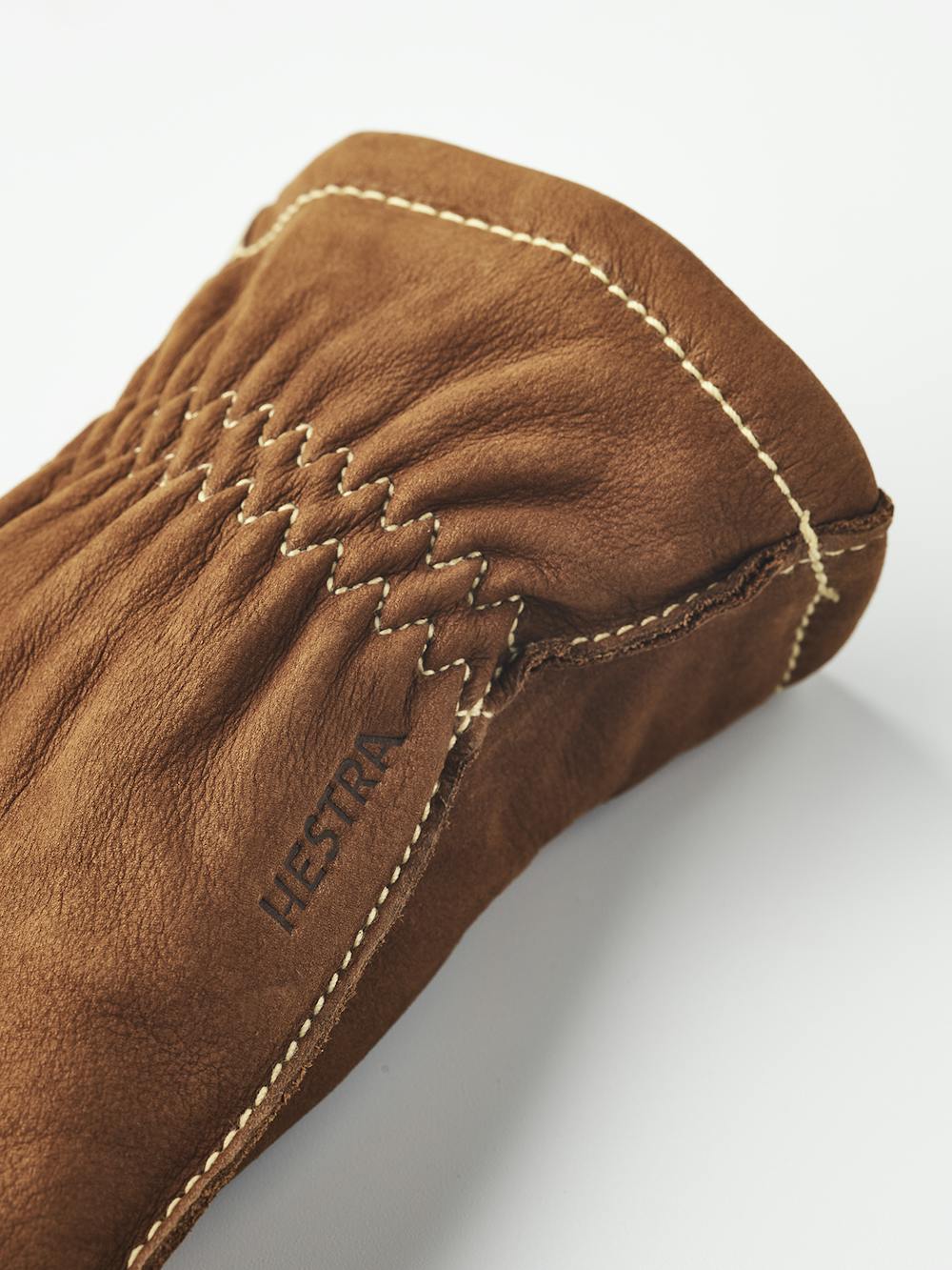 Light brown machine-sewn cow nubuck glove
 (2 of 4)