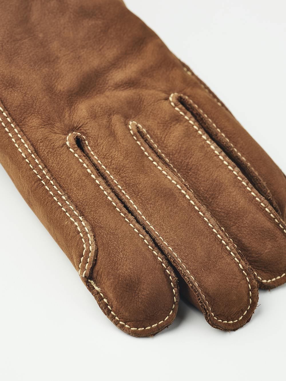 Light brown machine-sewn cow nubuck glove
 (4 of 4)